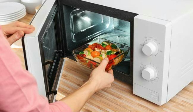 Which microwave is best microwave? If you want to buy a microwave oven then here is the list of best ovens
